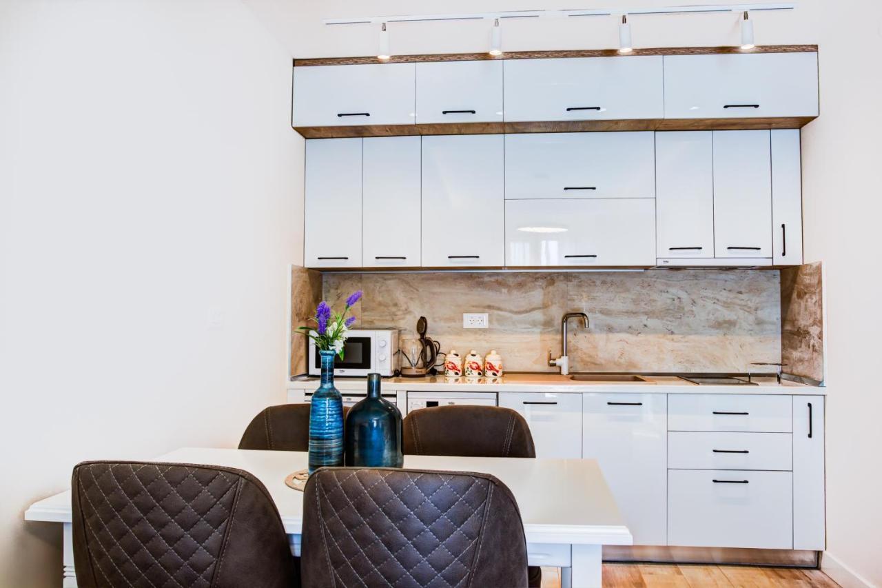 Apartments - Stella Petrovac ภายนอก รูปภาพ